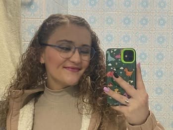 Candidate Renchia - Au Pair Tutor Profile